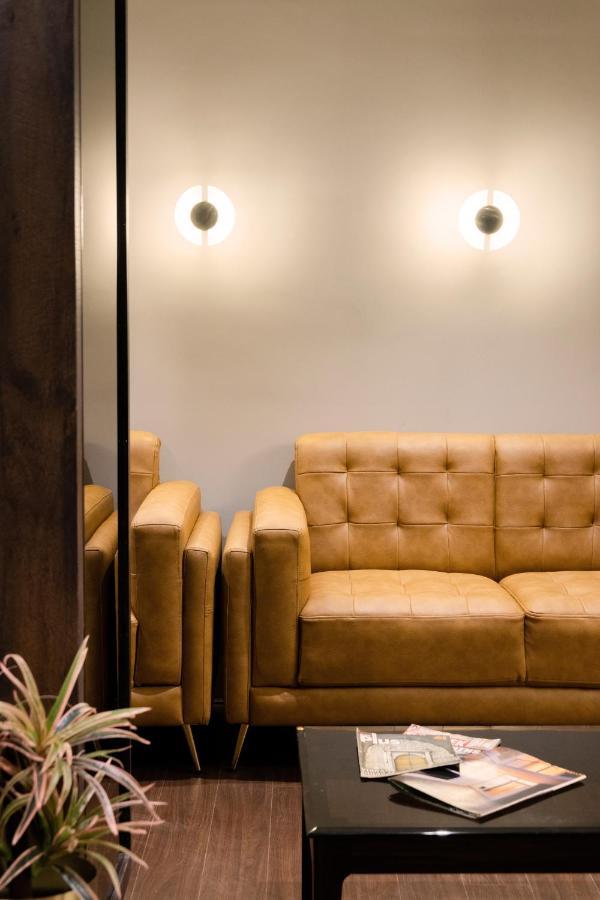 Hotel Paramount Suites & Service Apartments Mangalor Kültér fotó