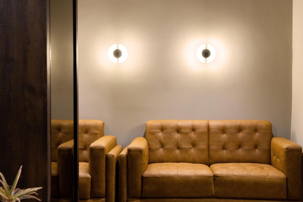 Hotel Paramount Suites & Service Apartments Mangalor Kültér fotó